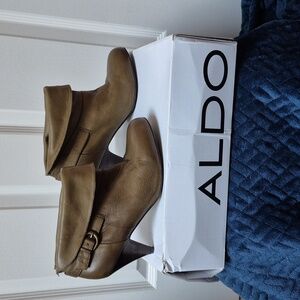 Aldo Leather Ankle Boots In Olive Size 38